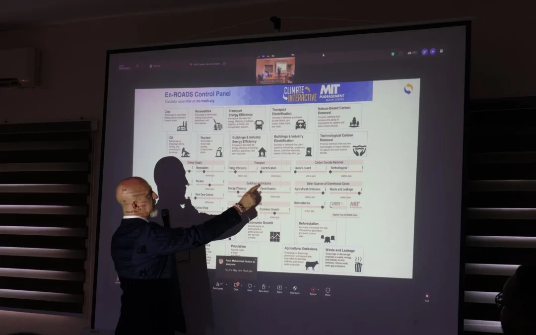 Rendere interattiva la politica climatica: SYDIC presenta En-ROADS al NACETEM